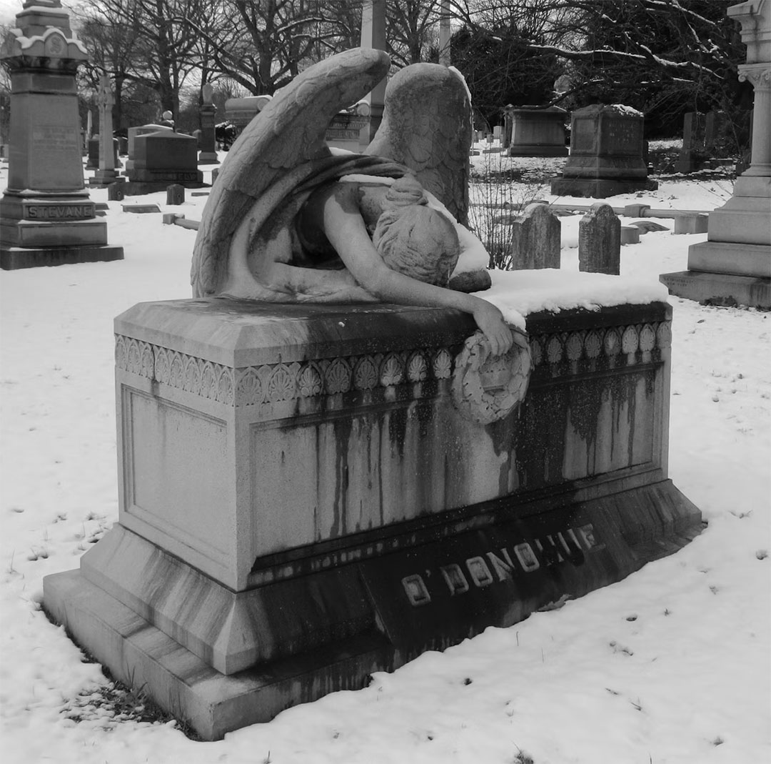 monument at Green-Wood cemetery
