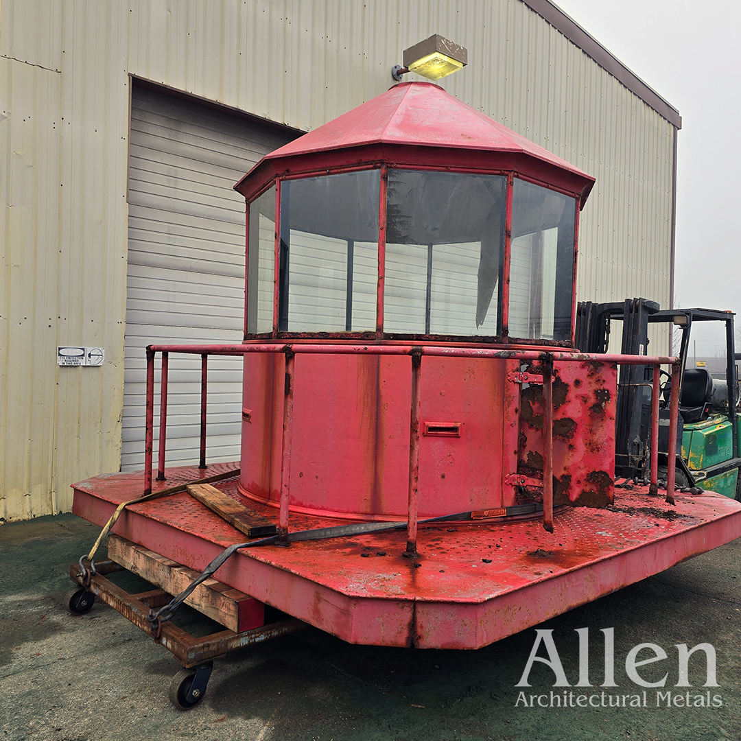 arrival+seaside damage lantern room at yaquina lighthouse