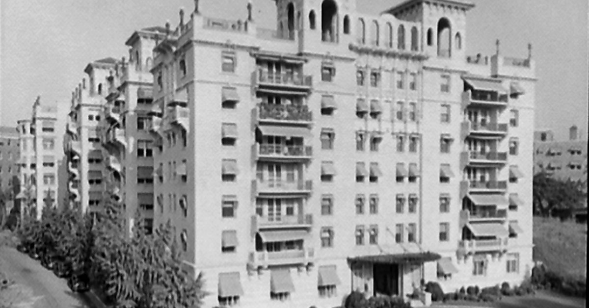 the envoy apartments